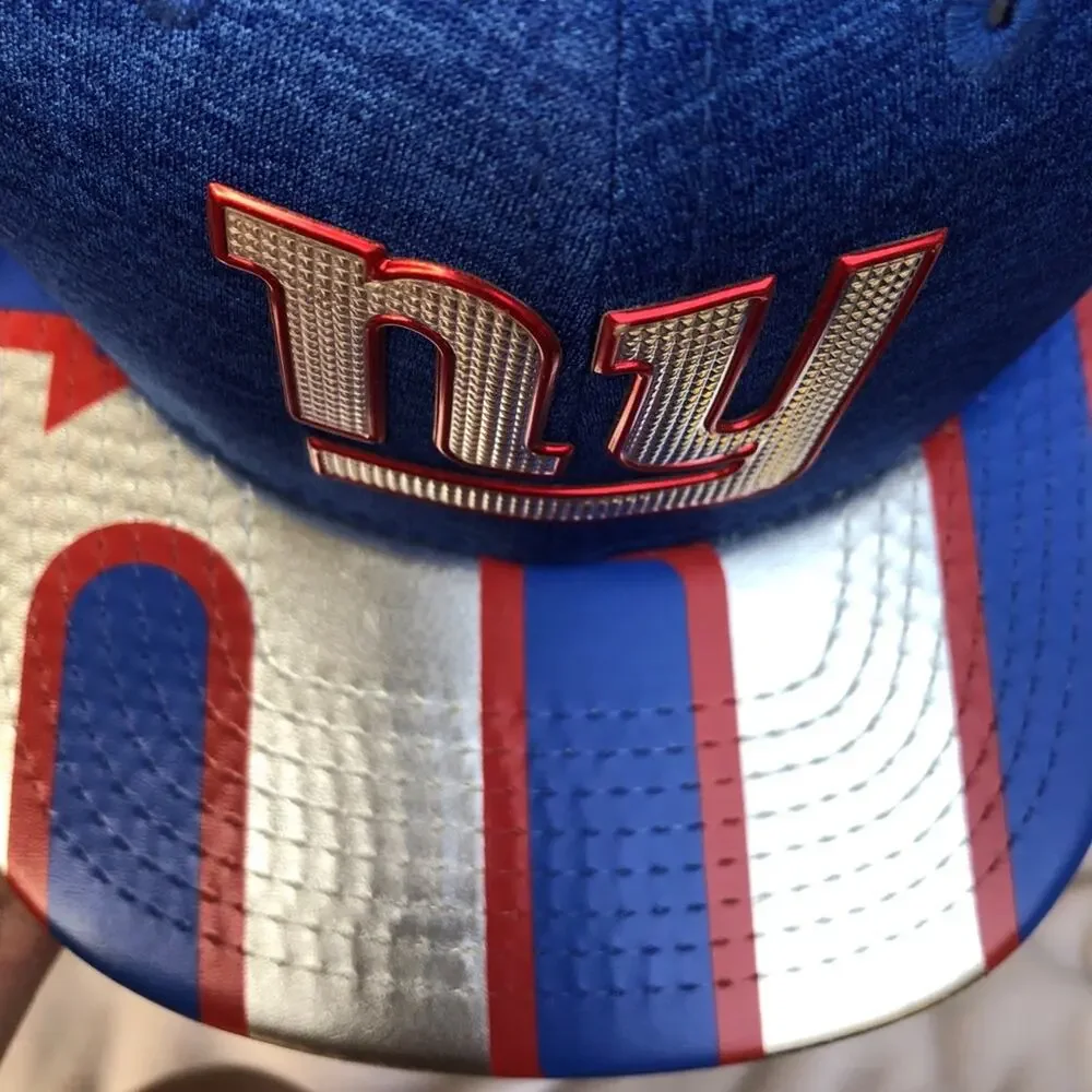 New York Giants Snapback Hat New Era Youth Limited Edition NY NFL Metallic READ
